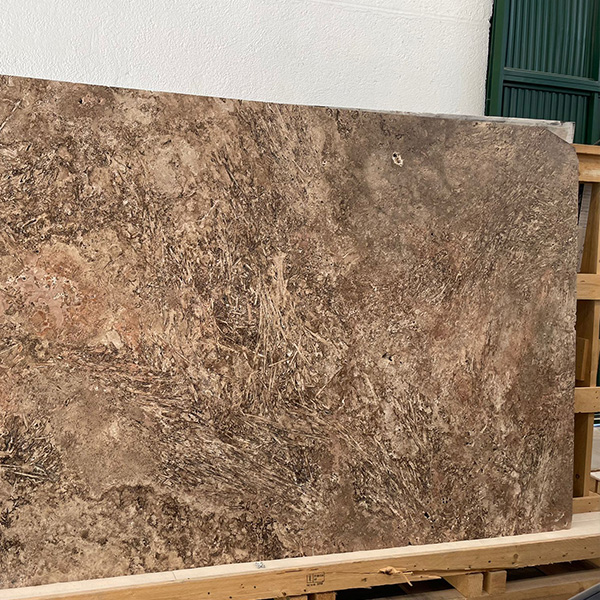 Plancha-de-travertino-olivillo